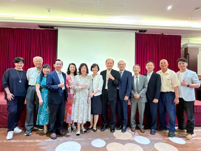 20260731理事長率總會理監事參加靜宜大學校長交接典禮與午宴圖片